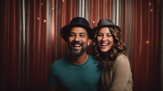 How to Find and Hire Professional Photo Booth Operators for Your Event - Photobooth Décor